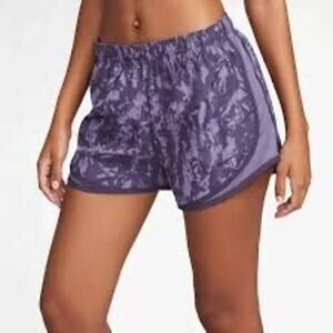 Nike Tempo One Printed Running Shorts in Daybreak/Gravity Purple - Size L